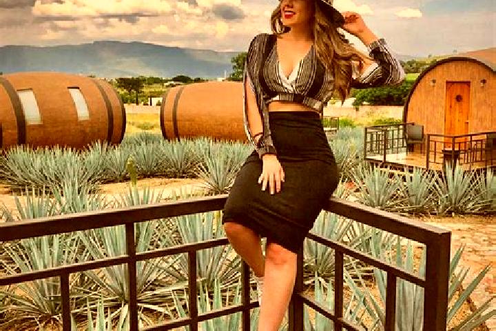Luna, 25 — Escort in Las Lajas Primera Seccion, Mexico