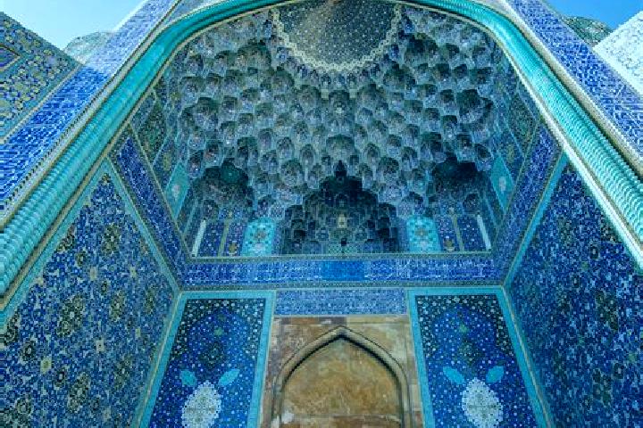 Luna, 25 — Escort in Mahal-e Jadid-e Zanjiran, Iran