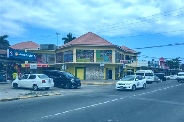 Luna, 25 — Escort in Malvern, Jamaica