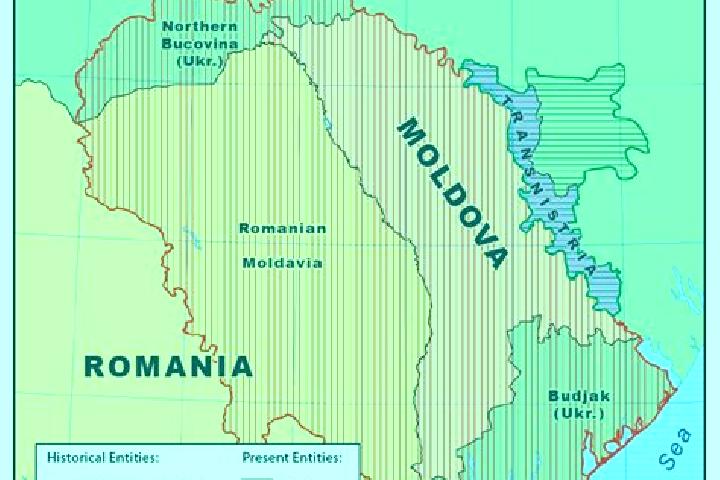 Luna, 25 — Escort in Moldoveni, Romania