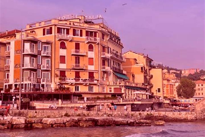 Luna, 25 — Escort in Rapallo, Italy