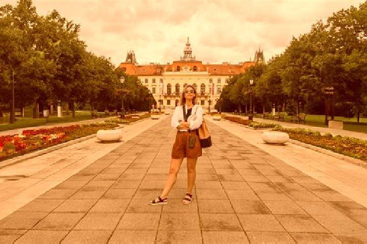 Luna, 25 — Escort in Sevarice, Serbia