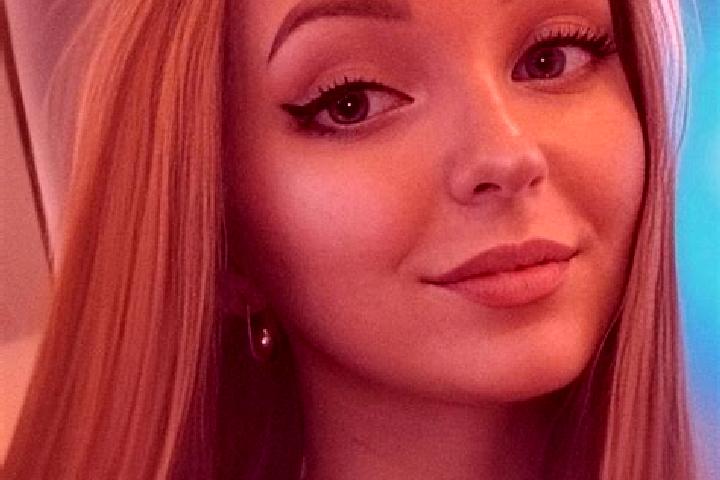 Luna, 25 — Escort in Sokolov, Czech Republic