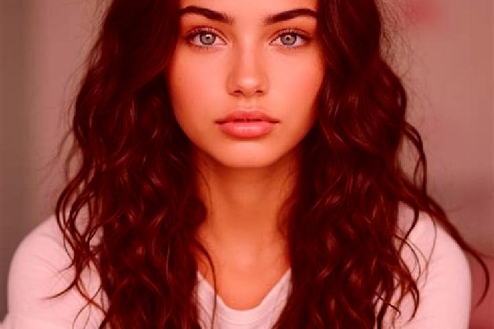 Luna, 26, a auburn amber-eyed mediterranean companion based in Allaire. Offering Striptease, Roleplay, Erotic Massage, BDSM. Available for incall and outcall...