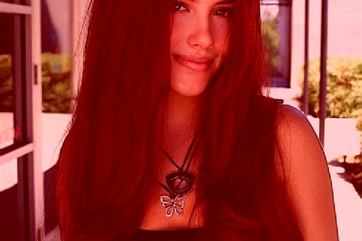 Luna, 26, a auburn dark-eyed slavic companion based in Kejuron. Offering Overnight, Party Girl, Domination, Tantra. Available for incall and outcall, overnig...