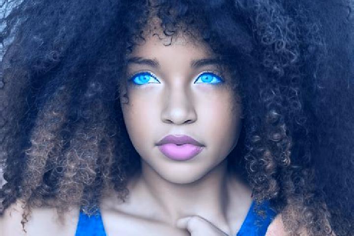 Luna, 26, a black blue-eyed mixed companion based in Babylon. Offering Fetish, Duos, BDSM. Available for incall and outcall, overnight bookings available.