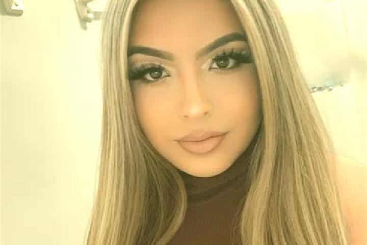 Luna, 26, a blonde brown-eyed latina companion based in Perth. Offering Domination, Massage, Party Girl, Erotic Massage. Available for incall and outcall, ov...