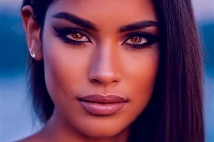 Luna, 26, a chestnut amber-eyed latina companion based in Urtaowul. Offering Couples, Prostate Massage, Fetish, Overnight. Available for incall and outcall, ...