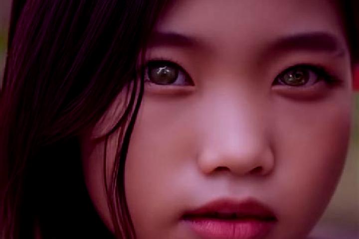 Luna, 26, a red green-eyed asian companion based in Ounagha. Offering Prostate Massage, CIM. Available for incall and outcall, day and evening dates.
