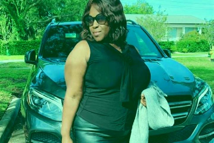 Luna, 26 — Escort in Auburndale, United States