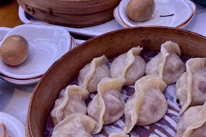 Luna, 26 — Escort in Goubangzi, China