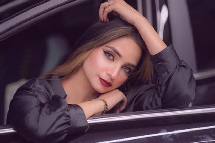 Luna, 26 — Escort in Karama, Australia