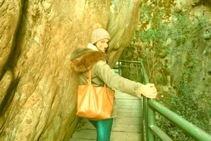 Luna, 26 — Escort in Morterone, Italy