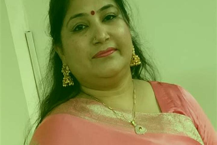 Luna, 26 — Escort in Nakodar, India