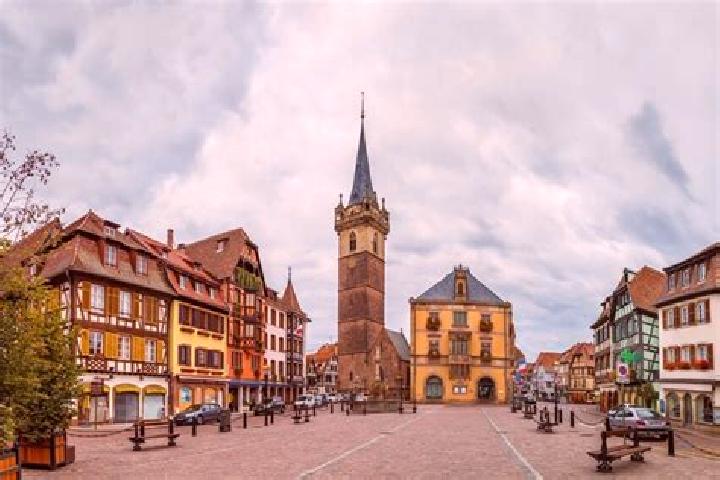 Luna, 26 — Escort in Obernai, France