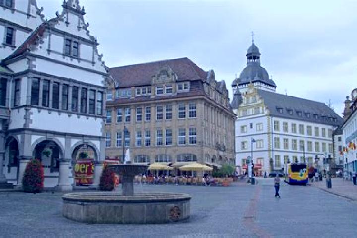 Luna, 26 — Escort in Paderborn, Germany