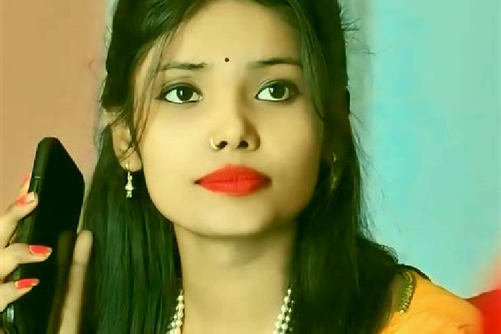 Luna, 26 — Escort in Sheohar, India