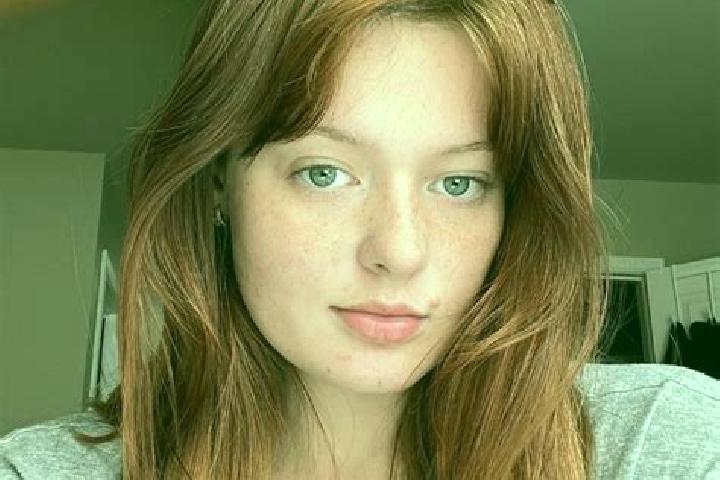 Luna, 27, a auburn grey-eyed caucasian companion based in Cha anpu. Offering GFE, A-Level, 69, Dinner Date. Available for incall and outcall, overnight booki...