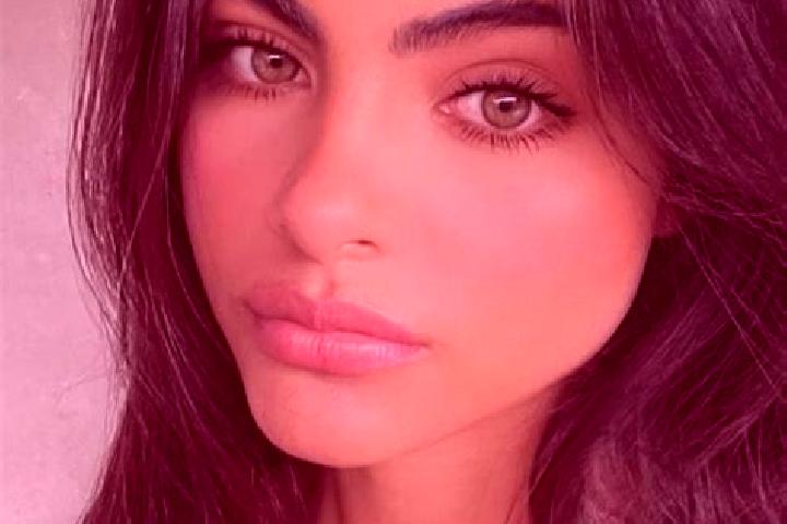 Luna, 27, a black brown-eyed indian companion based in Ubinskoye. Offering Massage, Striptease, OWO, Deep French Kissing. Available for incall and outcall, o...