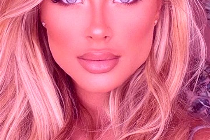 Luna, 27, a blonde hazel-eyed latina companion based in Pueski. Offering Tantra, Domination, Party Girl. Available for incall and outcall, overnight bookings...