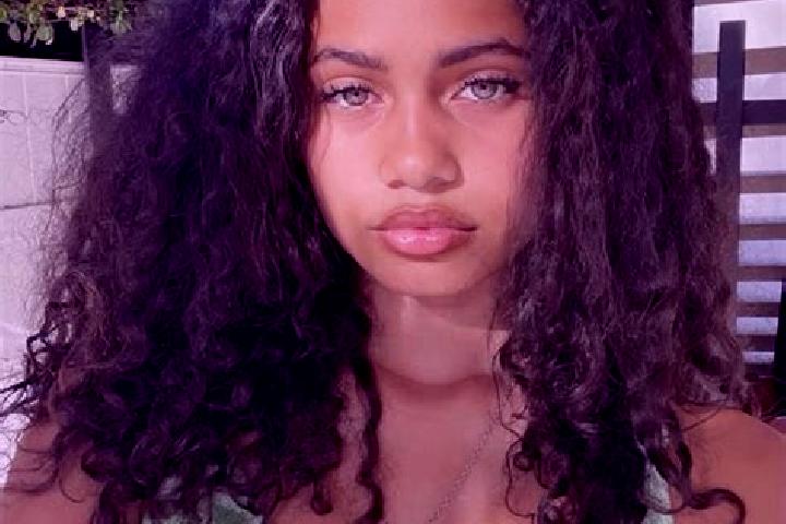 Luna, 27, a chestnut green-eyed mixed companion based in Warrior Run. Offering Roleplay, Deep French Kissing, CIM, Striptease. Available for incall and outca...