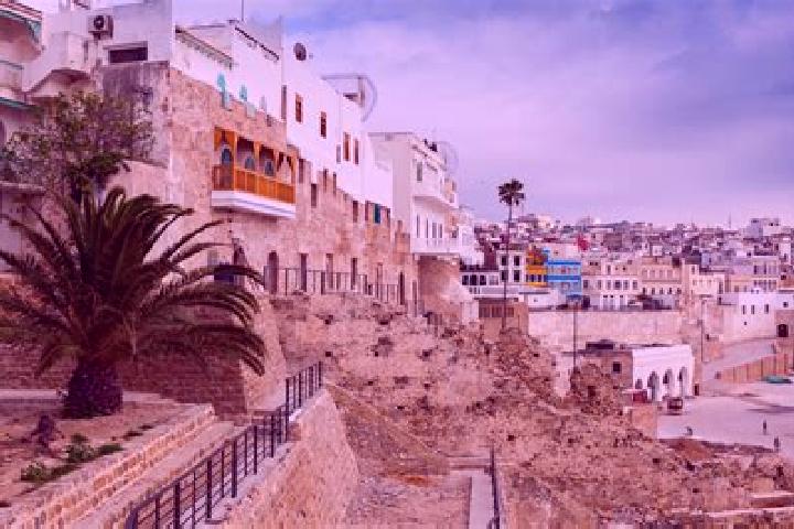 Luna, 27 — Escort in Boukhalef, Morocco