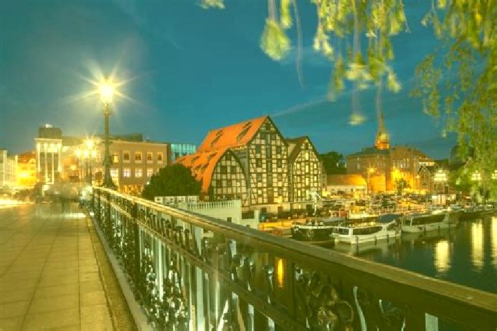 Luna, 27 — Escort in Bydgoszcz, Poland