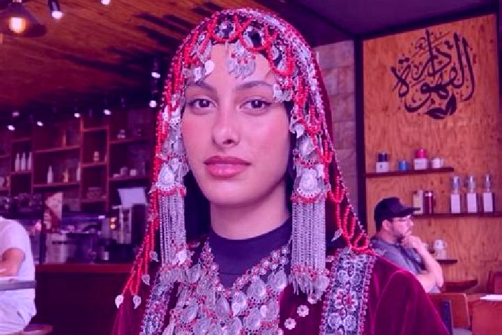 Luna, 27 — Escort in Ibb, Yemen