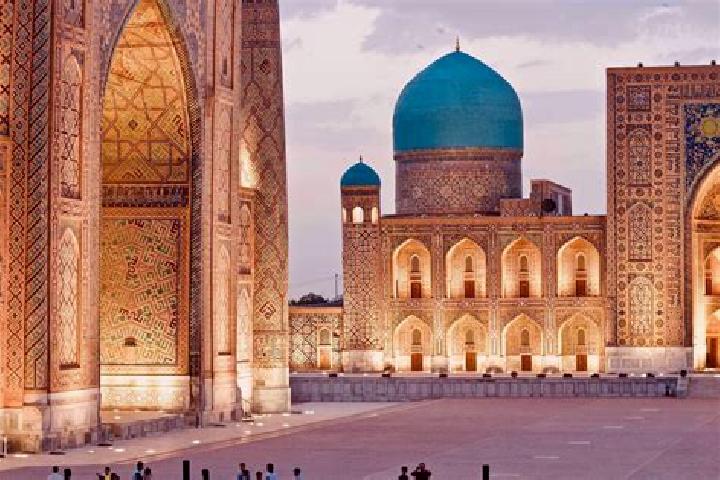 Luna, 27 — Escort in Urtaowul, Uzbekistan
