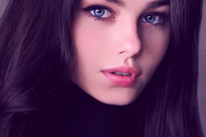 Luna, 28, a black dark-eyed european companion based in Babice u Rosic. Offering CIM, Couples, BDSM. Available for incall and outcall, day and evening dates.