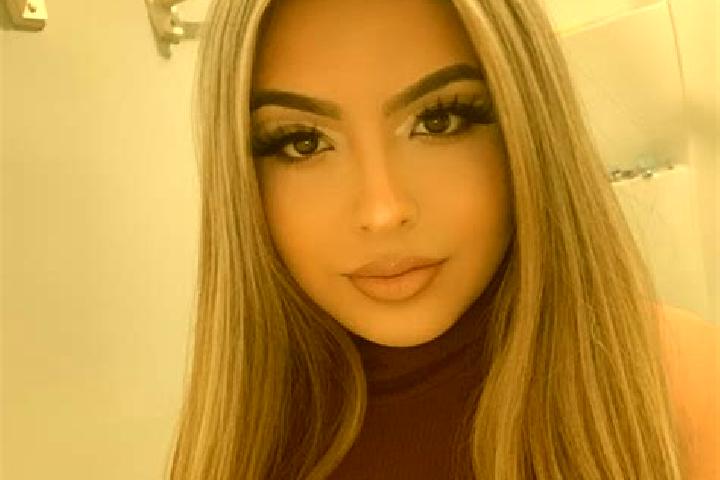 Luna, 28, a blonde brown-eyed latina companion based in Bhauri. Offering BDSM, Prostate Massage, Girlfriend Experience, Fetish. Available for incall and outc...