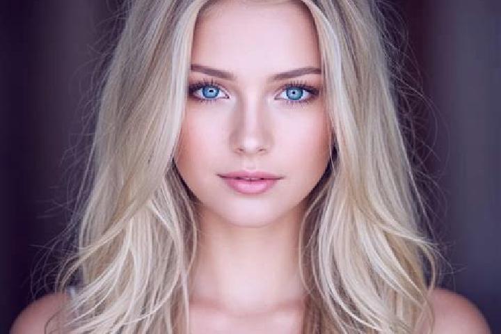 Luna, 28, a blonde dark-eyed mixed companion based in Ashland. Offering OWO, Couples, Travel Companion, Domination. Available for incall and outcall, overnig...