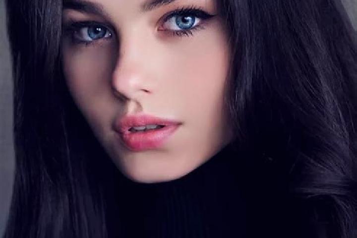 Luna, 28, a dark blonde amber-eyed slavic companion based in Matuu. Offering Striptease, A-Level, GFE, OWO, Dinner Date. Available for incall and outcall, da...