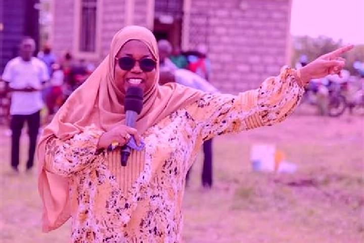 Luna, 28 — Escort in Kinango, Kenya