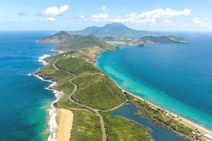 Luna, 28 — Escort in Sadlers, Saint Kitts and Nevis