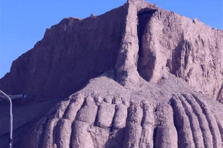 Luna, 28 — Escort in Shahr-e Babak, Iran