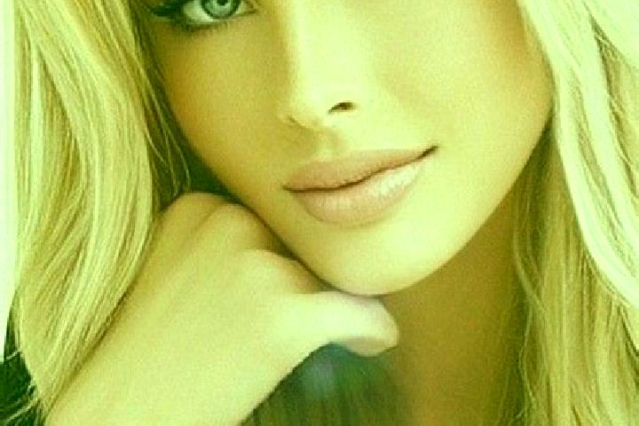 Luna, 29, a dark blonde blue-eyed caucasian companion based in Barberton. Offering Fetish, Tantra, Deep French Kissing, Massage, Party Girl. Available for in...