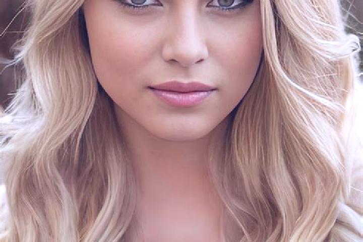 Luna, 29, a dark blonde hazel-eyed caribbean companion based in Sant Anna Arresi. Offering Deep French Kissing, A-Level, BDSM, Roleplay. Available for incall...