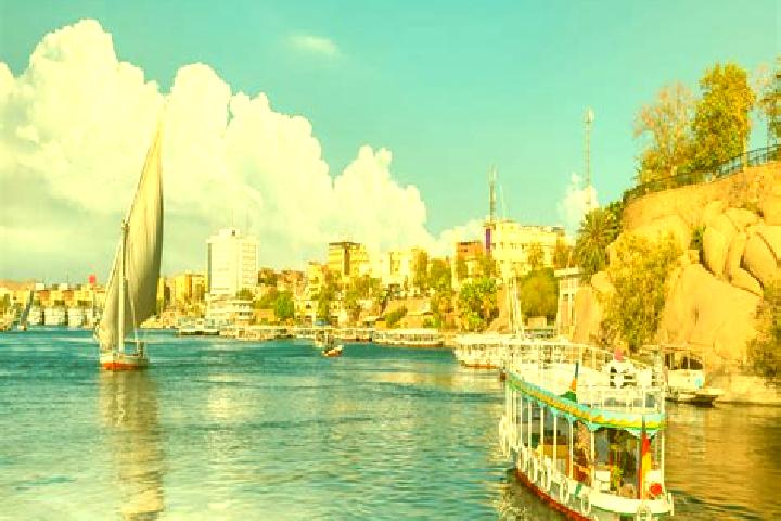 Luna, 29 — Escort in Ar-Rawdah, Egypt