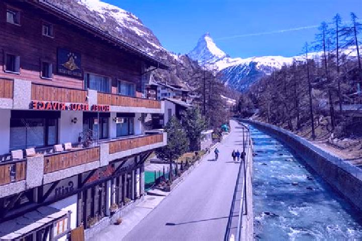 Luna, 29 — Escort in Beatenberg, Switzerland