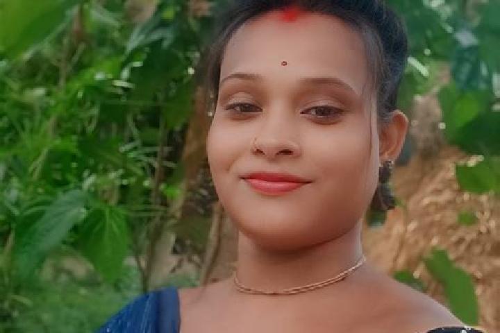 Luna, 29 — Escort in Kalaigaon, India