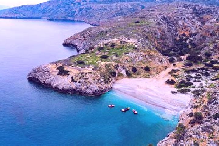 Luna, 29 — Escort in Kolympari, Greece