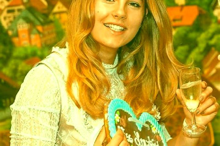 Luna, 29 — Escort in Lenzkirch, Germany