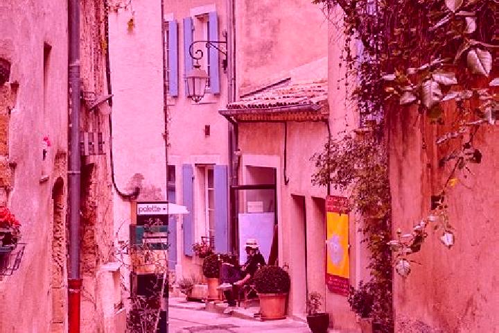 Luna, 29 — Escort in Lourmarin, France