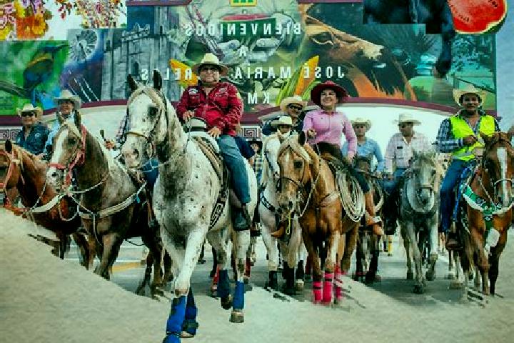 Luna, 29 — Escort in Tamazula, Mexico