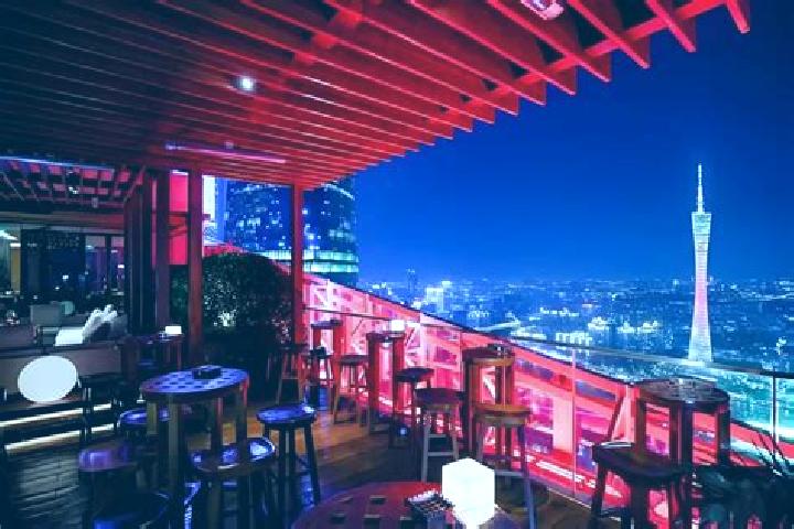 Luna, 29 — Escort in Tianba, China