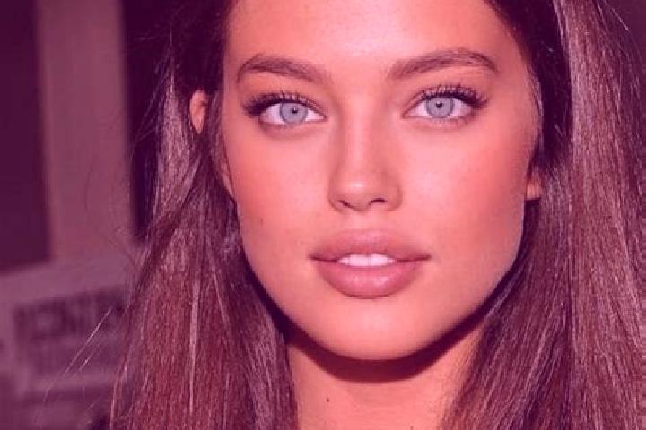Luna, 30, a chestnut green-eyed caucasian companion based in Rabbi Fonti. Offering Party Girl, Prostate Massage. Available for incall and outcall, day and ev...