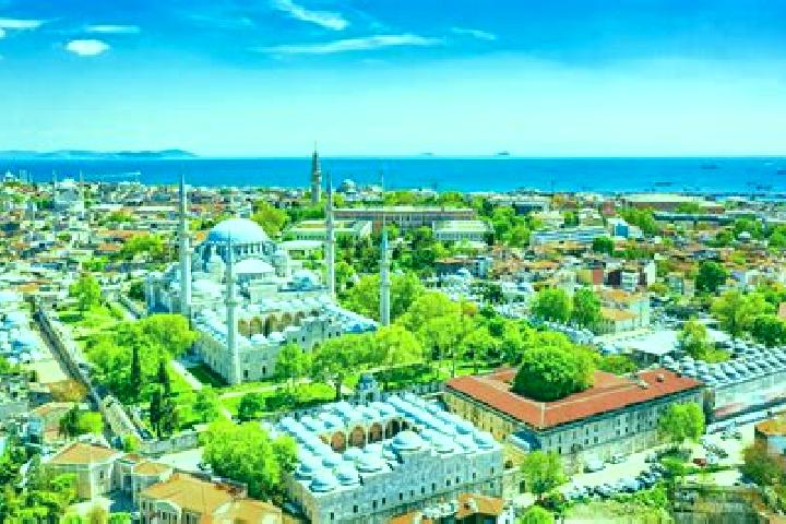 Luna, 30 — Escort in Didim, Turkey