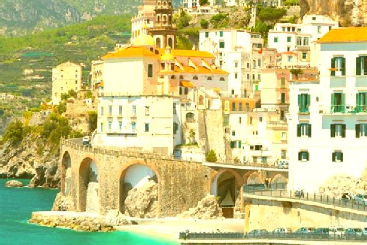 Luna, 30 — Escort in Fraine, Italy