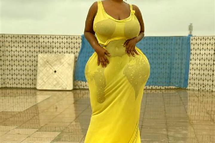 Luna, 30 — Escort in Kouassi-Datekro, Ivory Coast